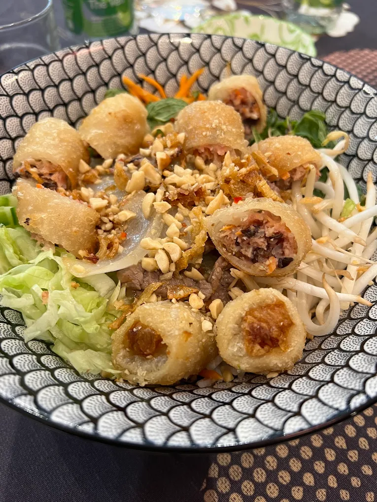 Bô bún Nems